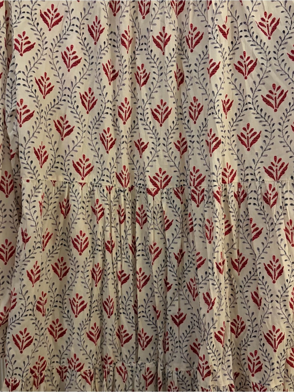 Zara Midi Floral Print V-Neck Dress in Cream and Red - Lightweight - NWT - SZ L - Picture 8 of 11